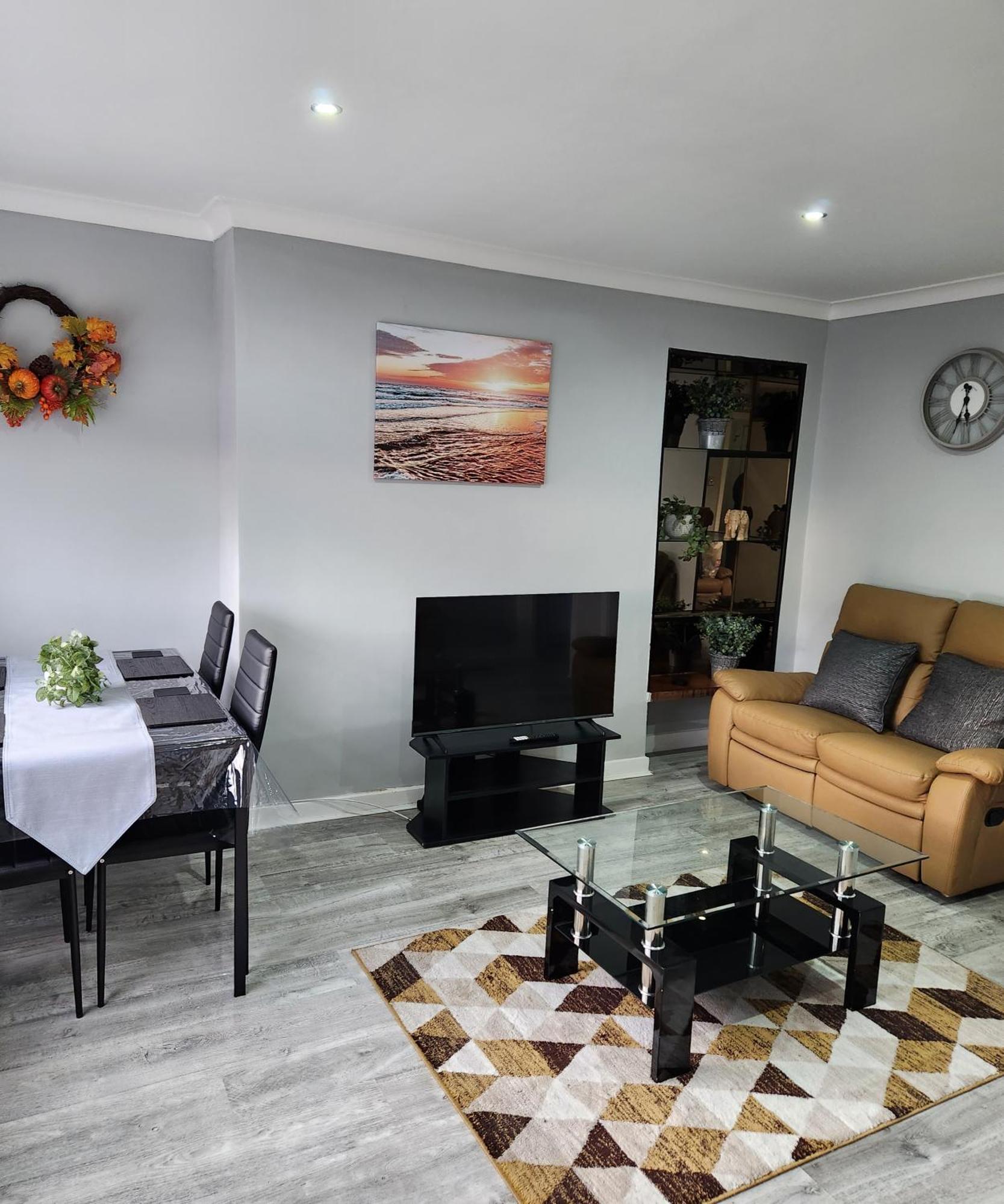 Fm Homes & Apartments 3 Bedroom Motherwell Exterior foto